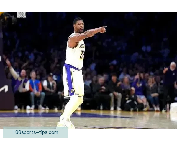 湖人四将伤缺艾顿斯马特八村垒蒂耶罗缺阵迎战步行者