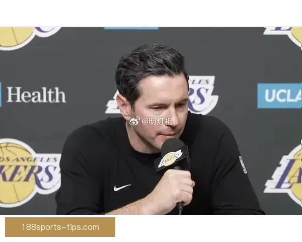 湖人大战篮网争议不断 雷迪克指篮网几乎每回合犯规并被罚27次